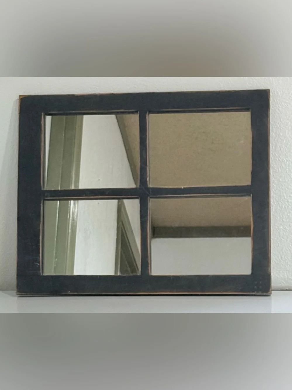 VTG Rustic Farmhouse Windowpane Mirror Distressed Dark Gray Wood Frame 20”x 16”